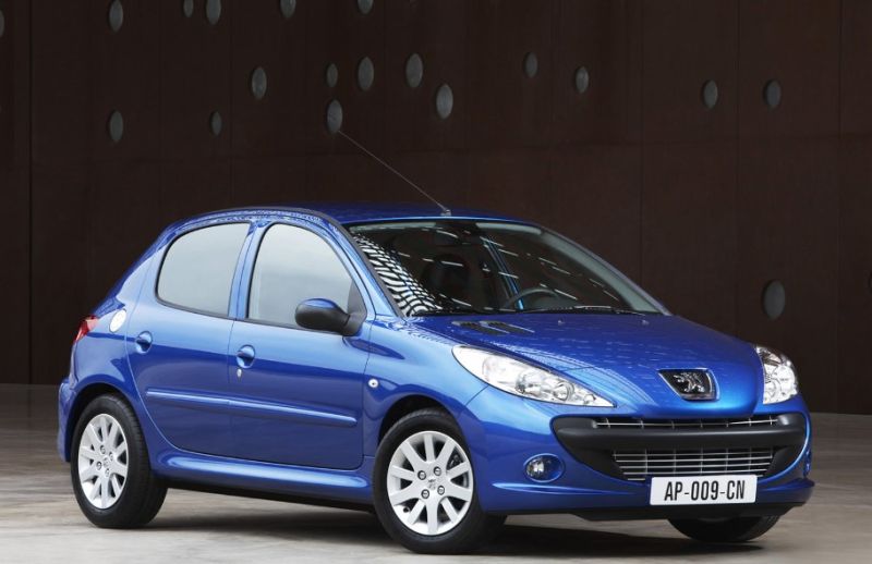 پرونده:پژو 207 .jpg