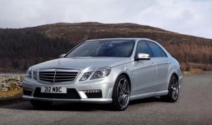 مرسدس بنز E350 نقره ای